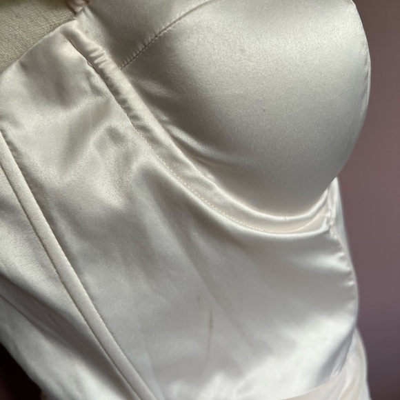 Oh Polly Cecily Dress Cream SEE DESCRIPTION - Picture 5 of 12